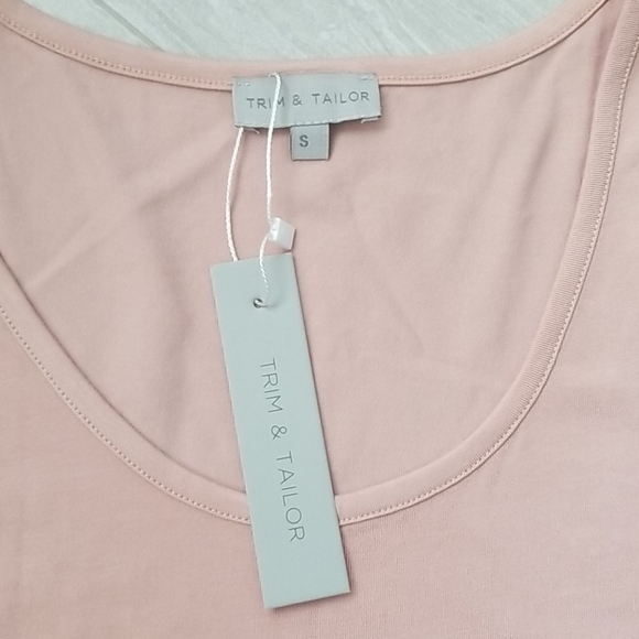 Womens tank NWT - Picture 2 of 4